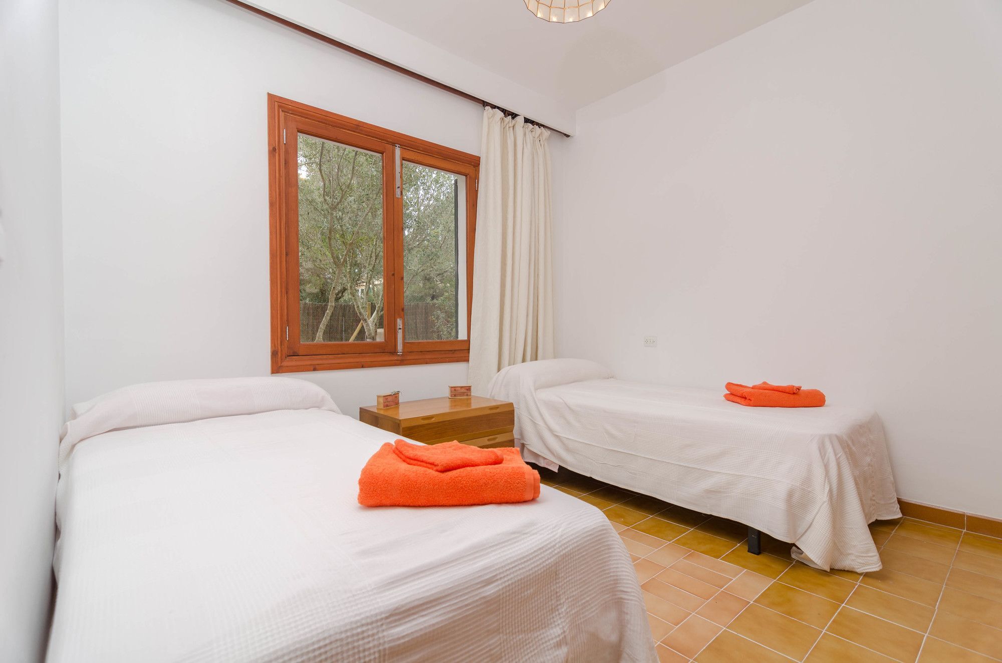 Hotel Llesca *