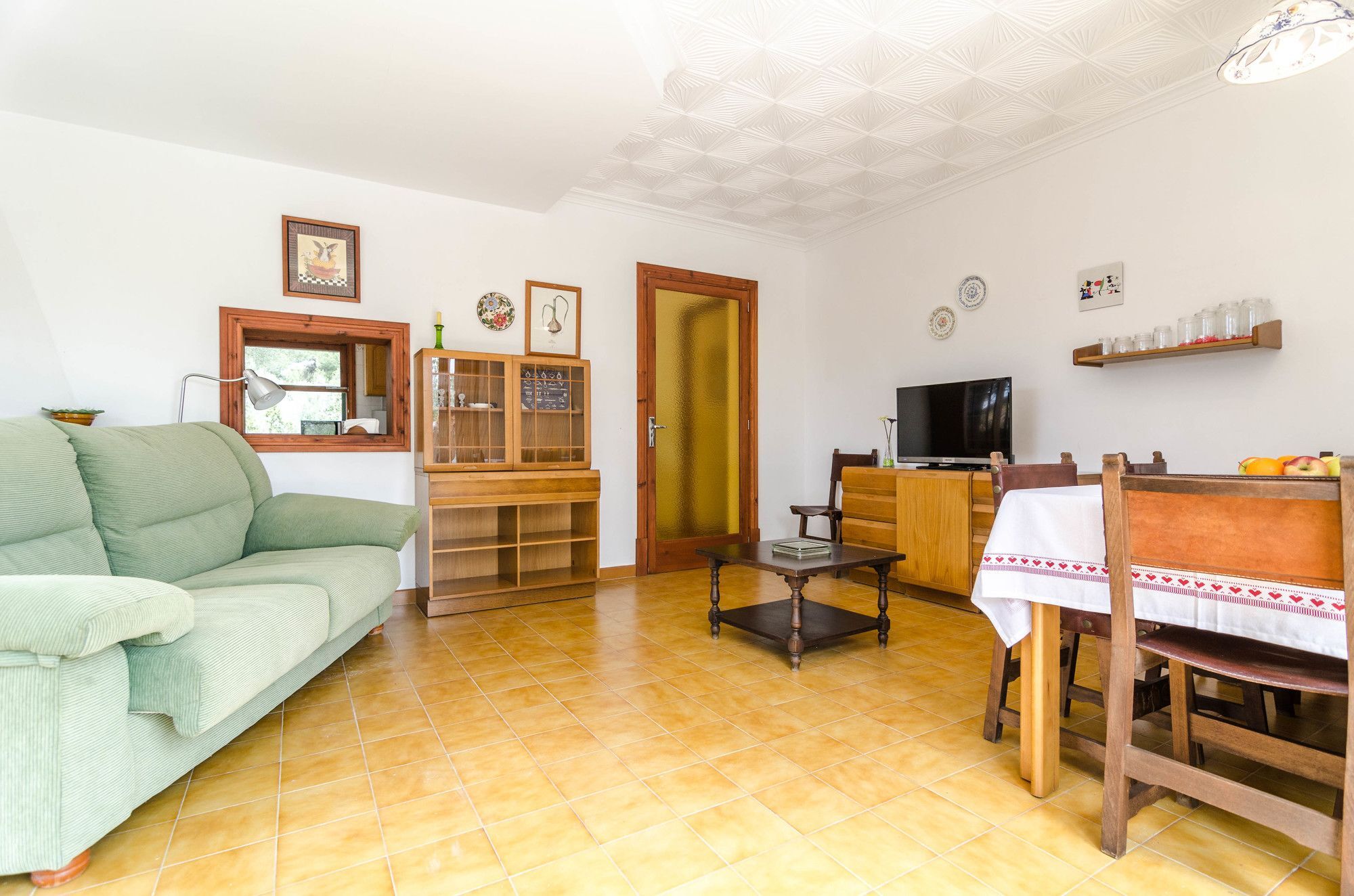 Llesca Hotel *
